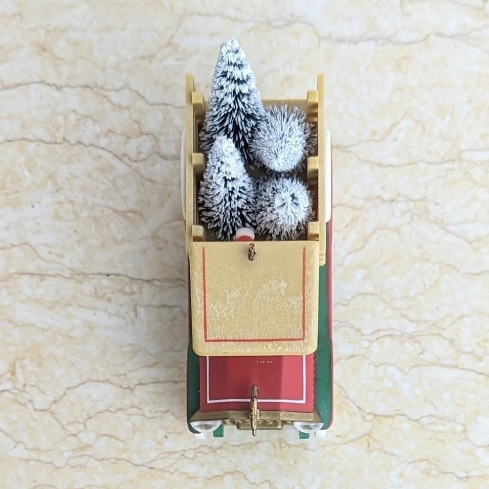 Vintage Hallmark Santa's Deliveries 1984 Collection #6 Christmas Ornament